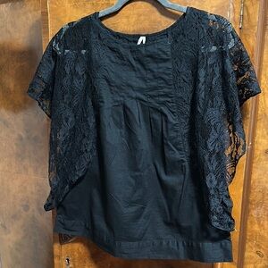 Black Boxy Lace Short Sleeve Blouse